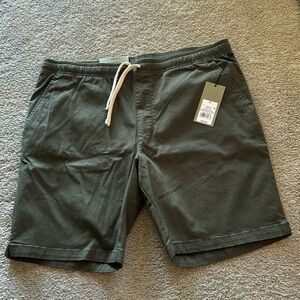 NWT Men’s Goodfellow & Co shorts